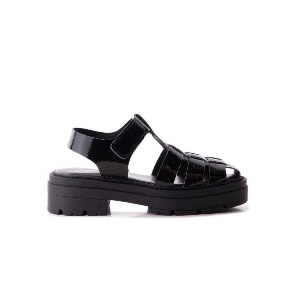 L'INTERVALLE Black Patent Leather Platform Fisherman Sandals